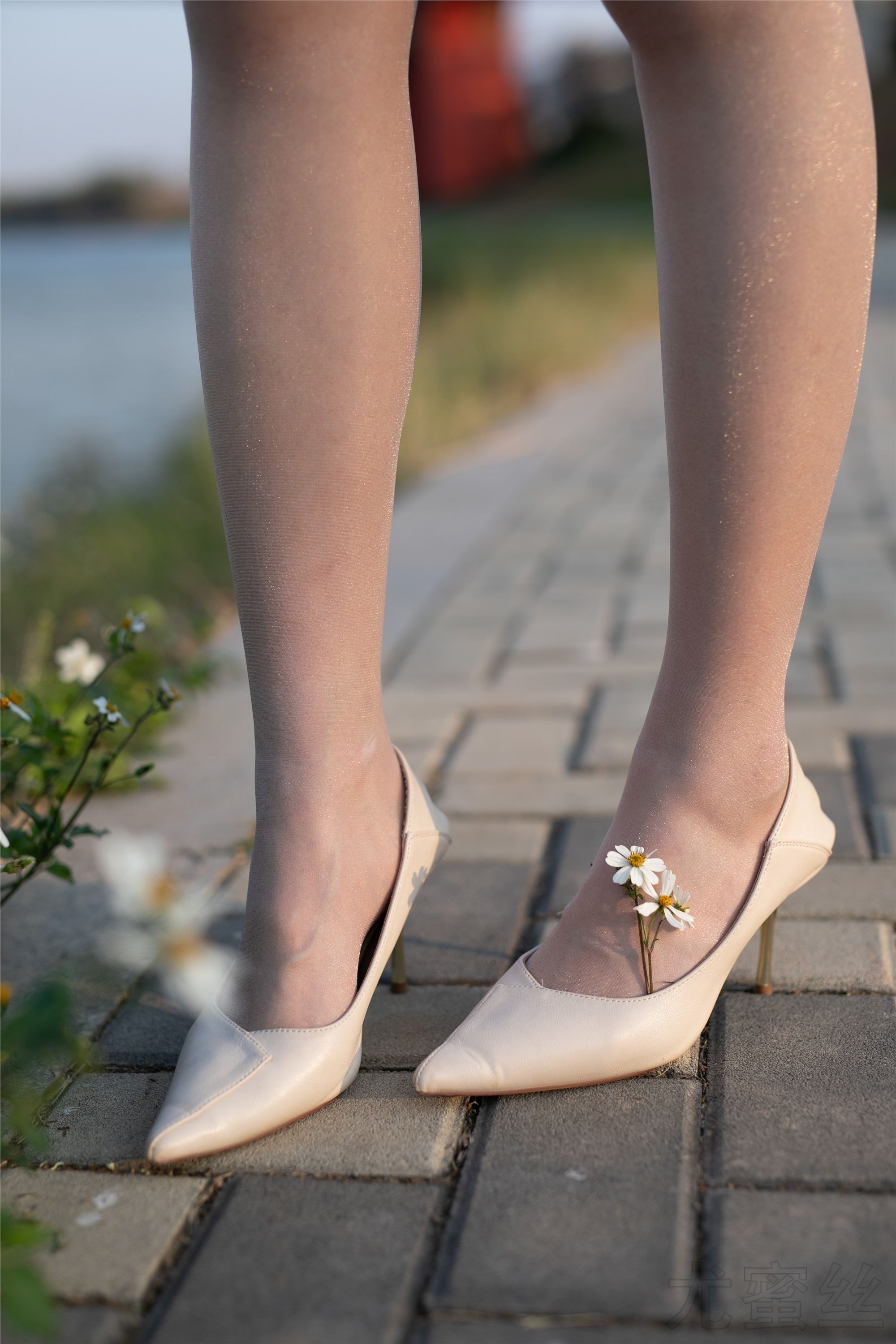 尤蜜丝 穿搭写真 NO.046